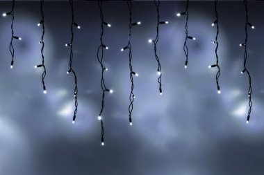 Фотография товара 'Teamprof Светодиодная бахрома 3х0.6м, статика, черный провод РЕЗИНА, белая'