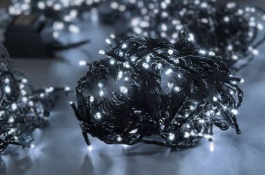 Фотография товара 'Teamprof Светодиодная гирлянда спайдер, 5 нитей по 20м, статика, черный провод'