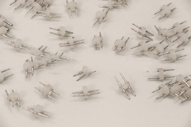 Фотография товара 'Teamprof Соединитель внутренний для 2-х проводного дюралайта DL-2W'