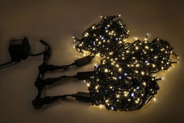 Фотография товара 'Teamprof Светодиодная гирлянда спайдер, 3 нити по 20м, колпачок, флэш'