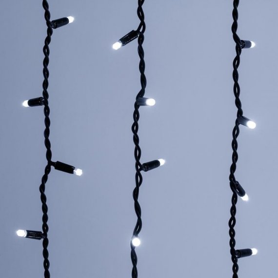 Фотография товара 'Teamprof Светодиодный занавес 2х6м, мерцание, черный провод, белый'