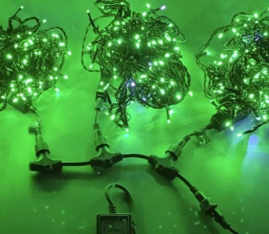 Фотография товара 'Teamprof Светодиодная гирлянда спайдер, 3 нити по 20м, мерцание, черный провод, зеленая'