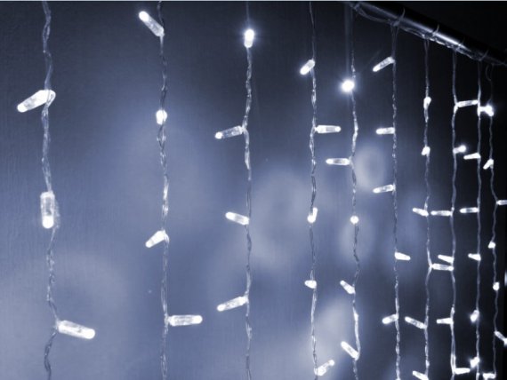 Фотография товара 'Teamprof Светодиодный занавес 2х1м, флэш, прозрачный провод, белый'