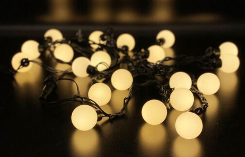 Фотография товара 'Teamprof Светодиодная гирлянда шарики 24В, 5м, d=40 мм, статика, черный провод'